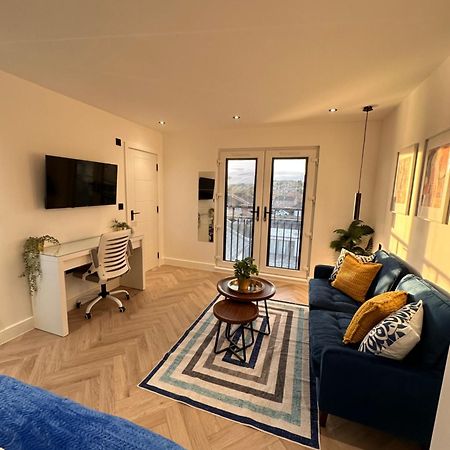 R5 - Luxury Private Ensuite Self-Contained Room - Newly Renovated Halesowen Luaran gambar